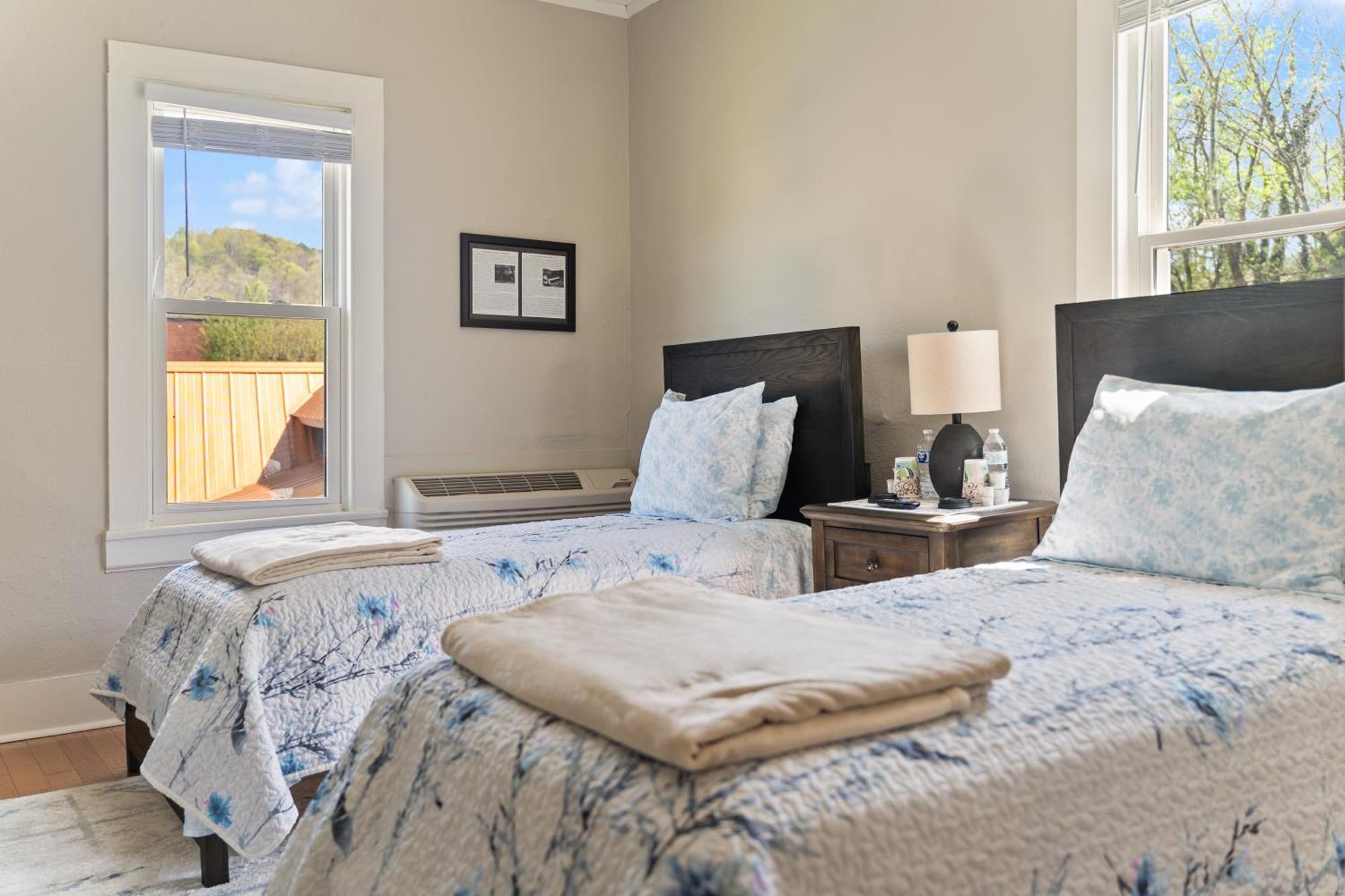 The Tellico Plains Inn And Event Venue Buitenkant foto
