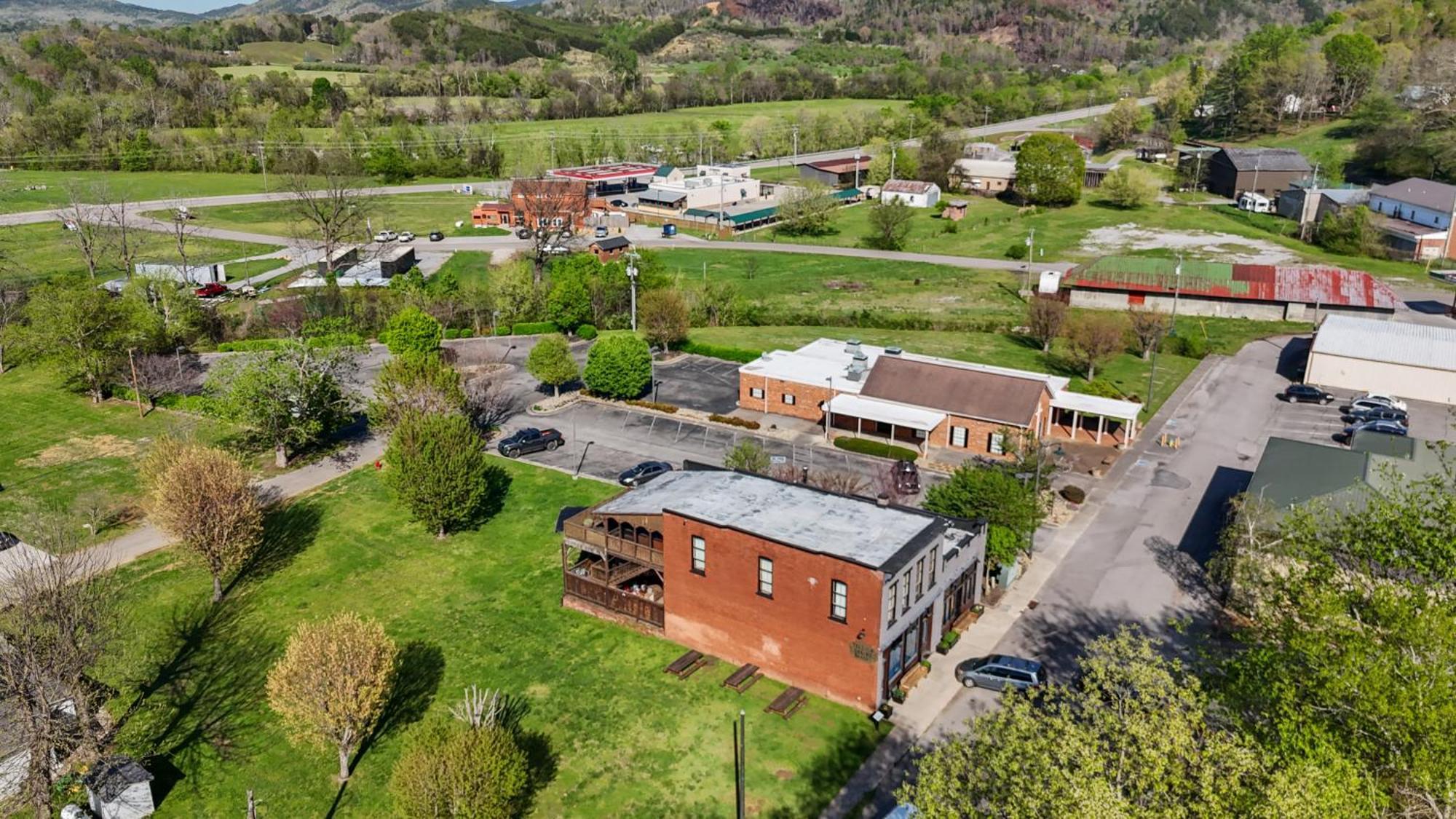 The Tellico Plains Inn And Event Venue Buitenkant foto